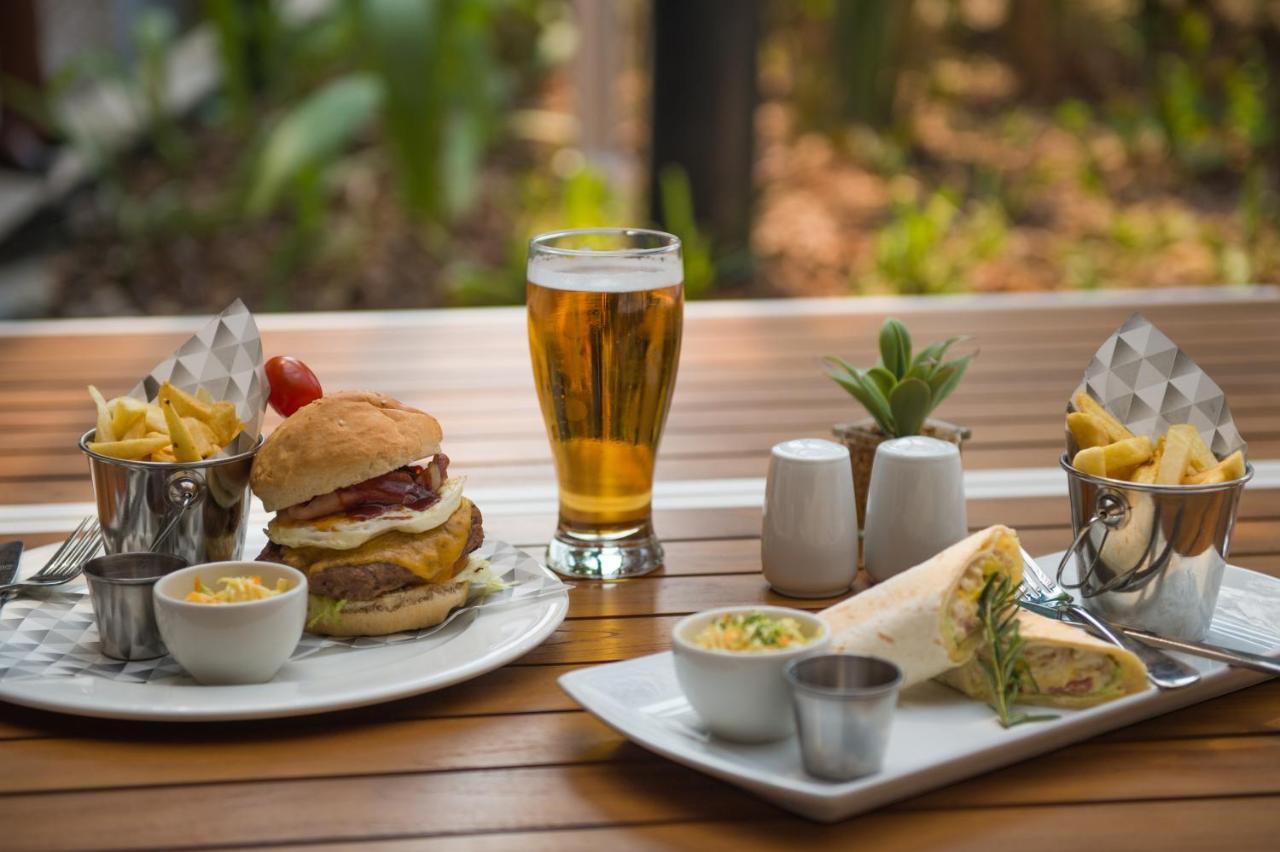 Garden Court Kitwe Hotel Kültér fotó
