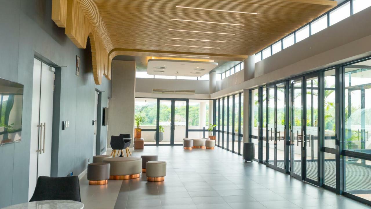 Garden Court Kitwe Hotel Kültér fotó