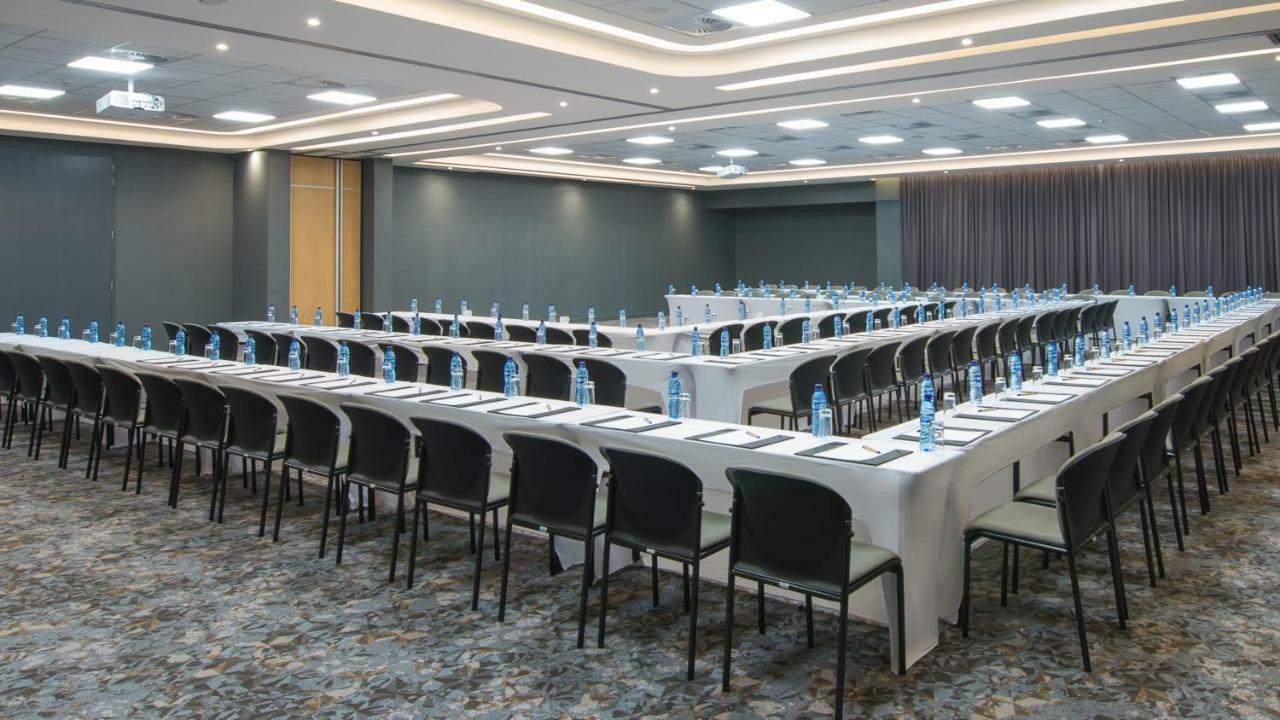 Garden Court Kitwe Hotel Kültér fotó